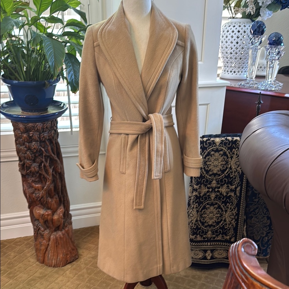 Cashmere Coat with Wrap Style and Classic Lapel